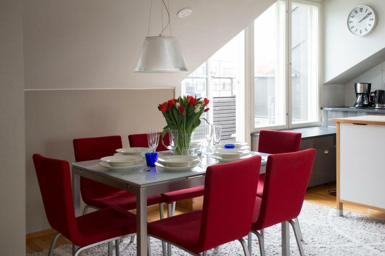 2Ndhomes 2Br City Center Penthouse With Balcony And Sauna Helsinki Ngoại thất bức ảnh